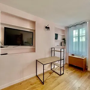 Charming Studio Near The Old Port Marseille