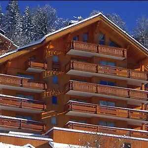 meribel-centre-chalet-lachat-85m2-3br-apartment-with.hotels-rhonealpes.com/