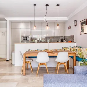 ground-floor-port-of-estepona.es-andalucia.com/
